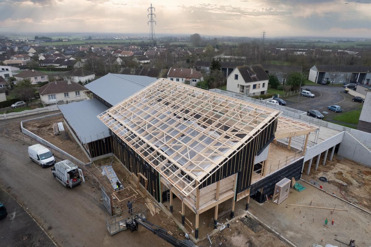 Une école en bois et paille pour un avenir respectueux du climat en Normandie