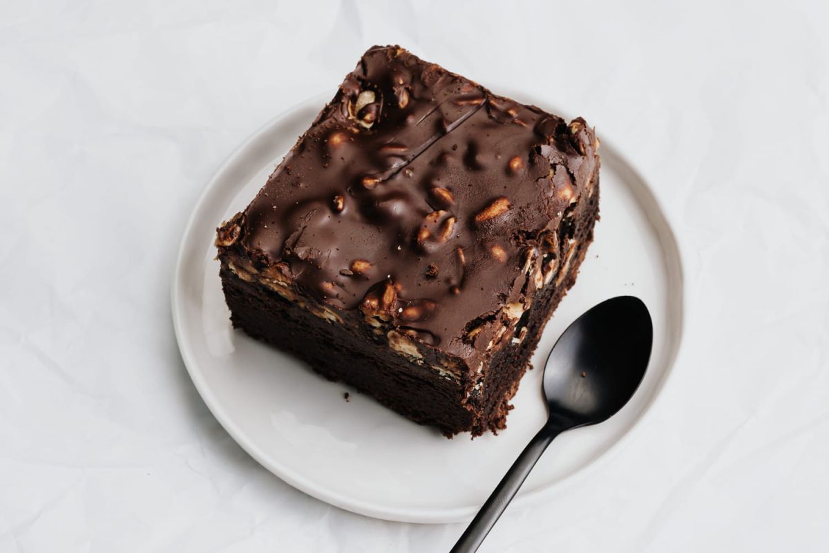 Un gâteau au chocolat ultra simple : 3 ingrédients et prêt en quelques minutes