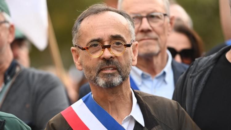 Robert Ménard et les Républicains : vers une union des droites à Béziers