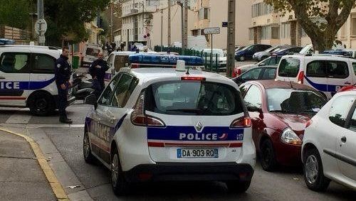 Un hommage poignant pour le douanier tombé à Toulon, une décennie après le drame