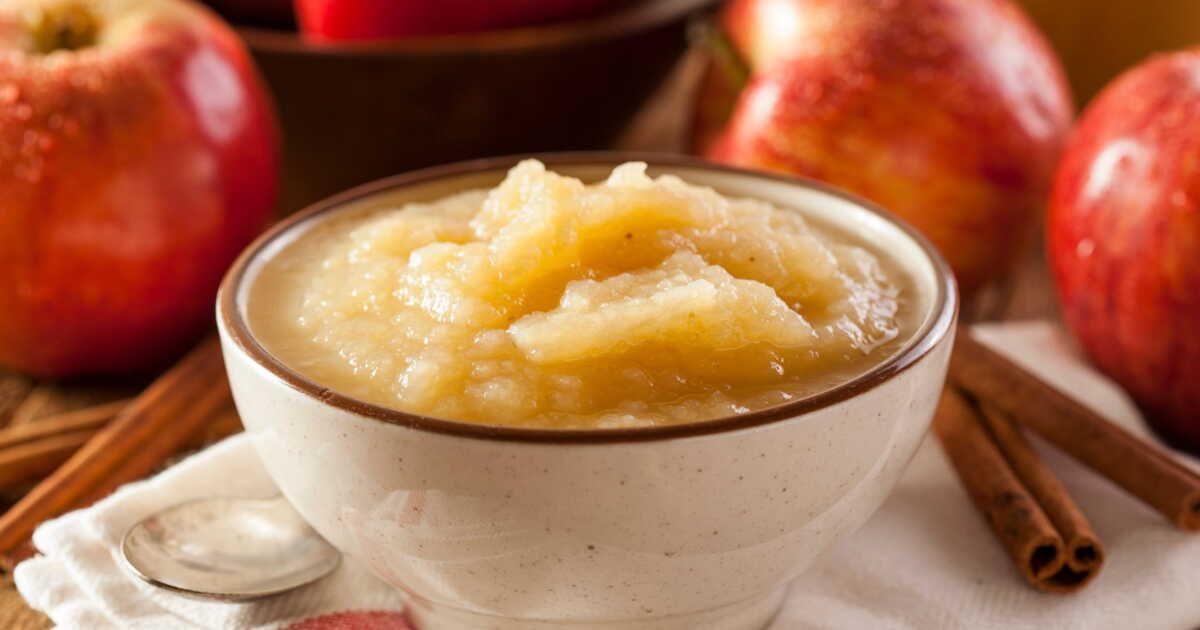 La compote de pommes, l'alliée surprenante des gâteaux sans beurre ni œufs