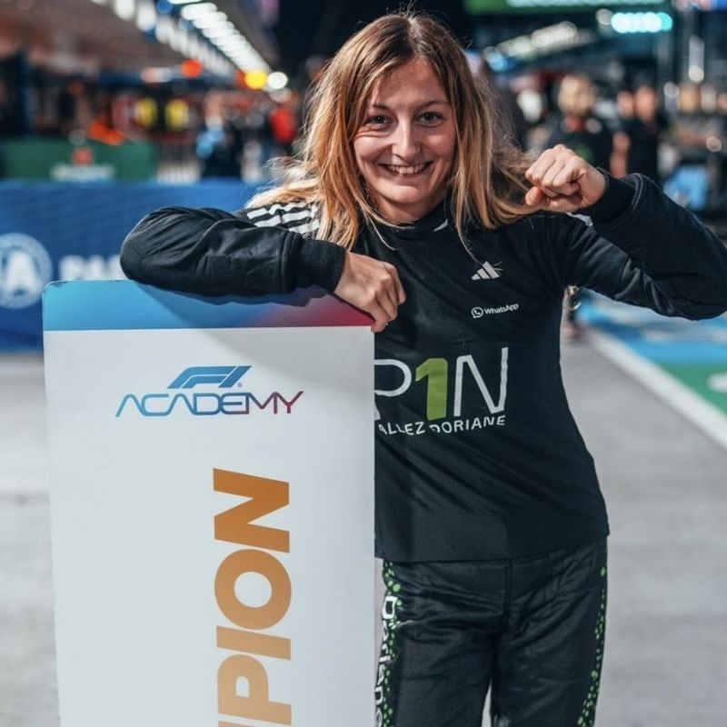 Doriane Pin, la révélation du sport automobile féminin couronnée championne du monde