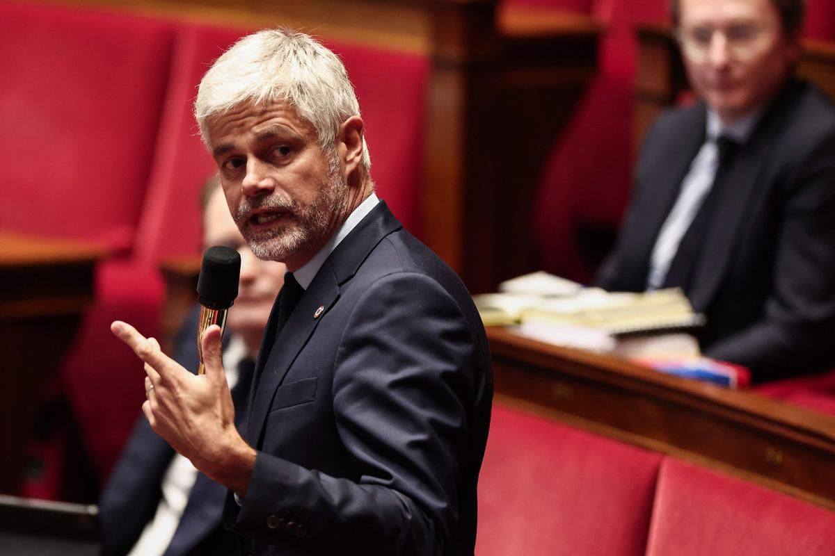 Laurent Wauquiez souhaite interdire le voile pour les mineures en public