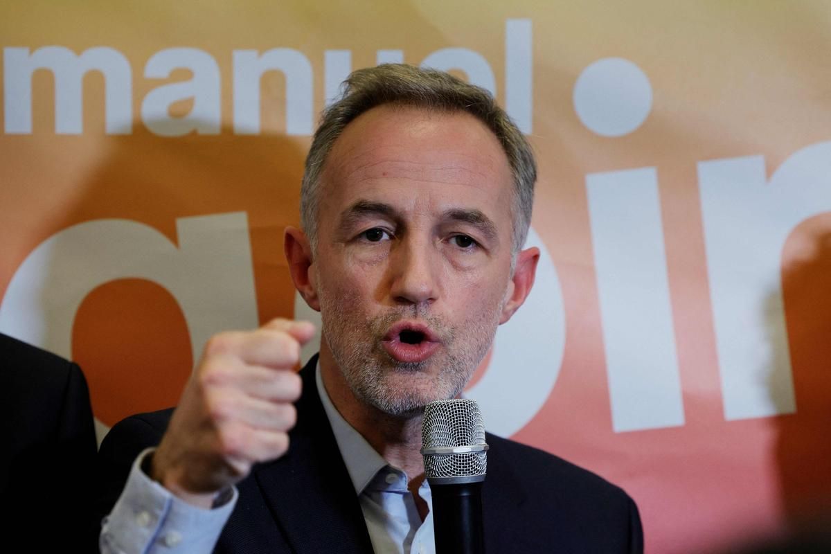 Emmanuel Grégoire brise le silence sur son enfance marquée par des violences sexuelles