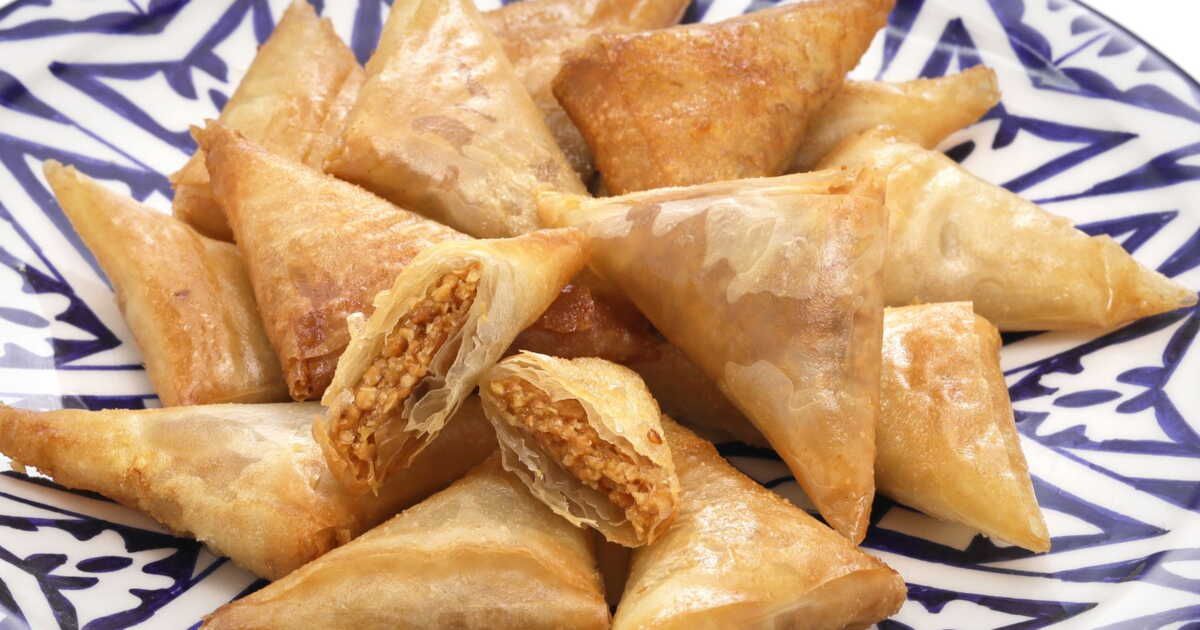 Découvrez l’art de plier les feuilles de brick sans les casser