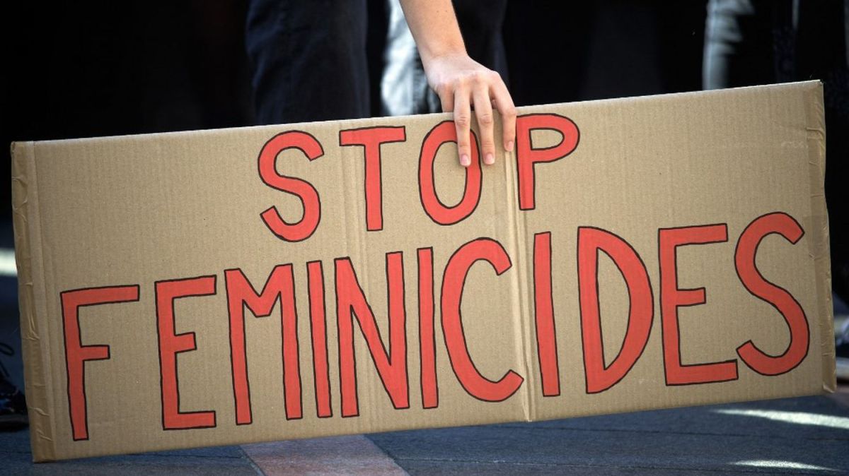 Féminicides en France : une semaine tragique qui relance la colère