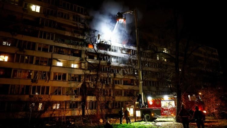 Frappes meurtrières à Kiev : la tension monte entre l'Ukraine et la Russie