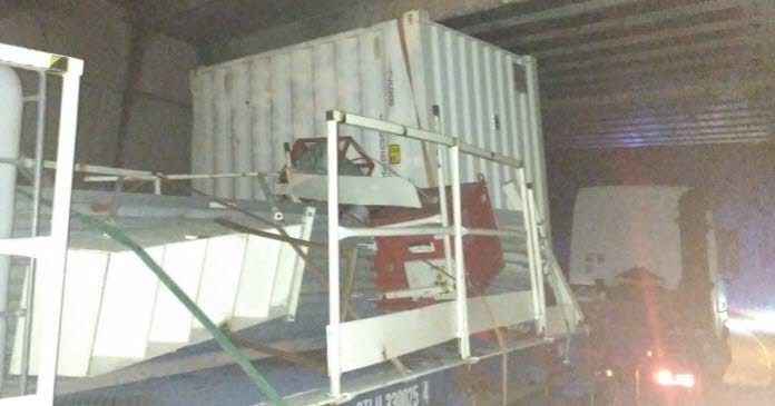 Un camion bloqué sous un pont à Reventin-Vaugris : des conséquences inattendues