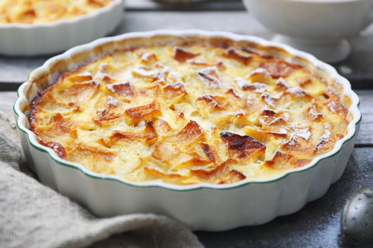 Le clafoutis aux pommes, un dessert irrésistible qui ravira vos invités