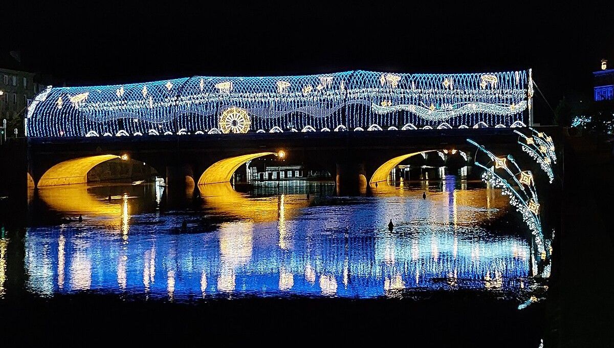 Lumières de Laval : des rues bloquées pour le grand lancement