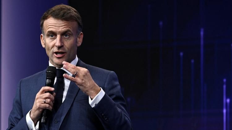 Emmanuel Macron dévoile son projet de service militaire volontaire en Isère