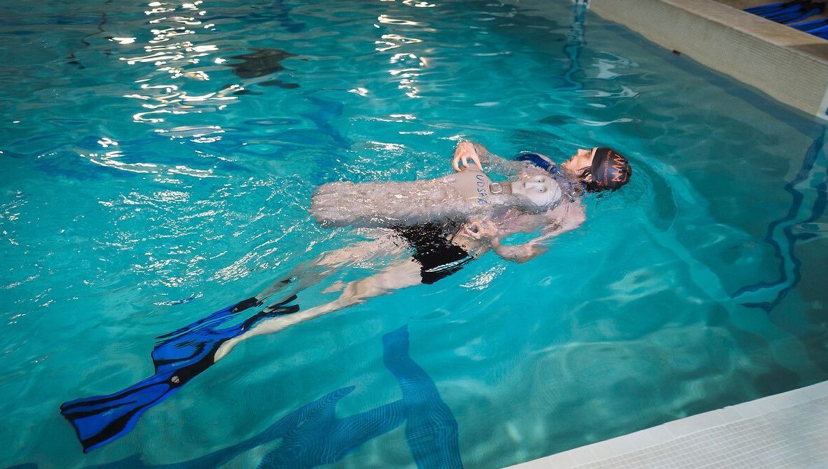 Urgente évacuation à la piscine de Saint-Cyprien après des maux de tête