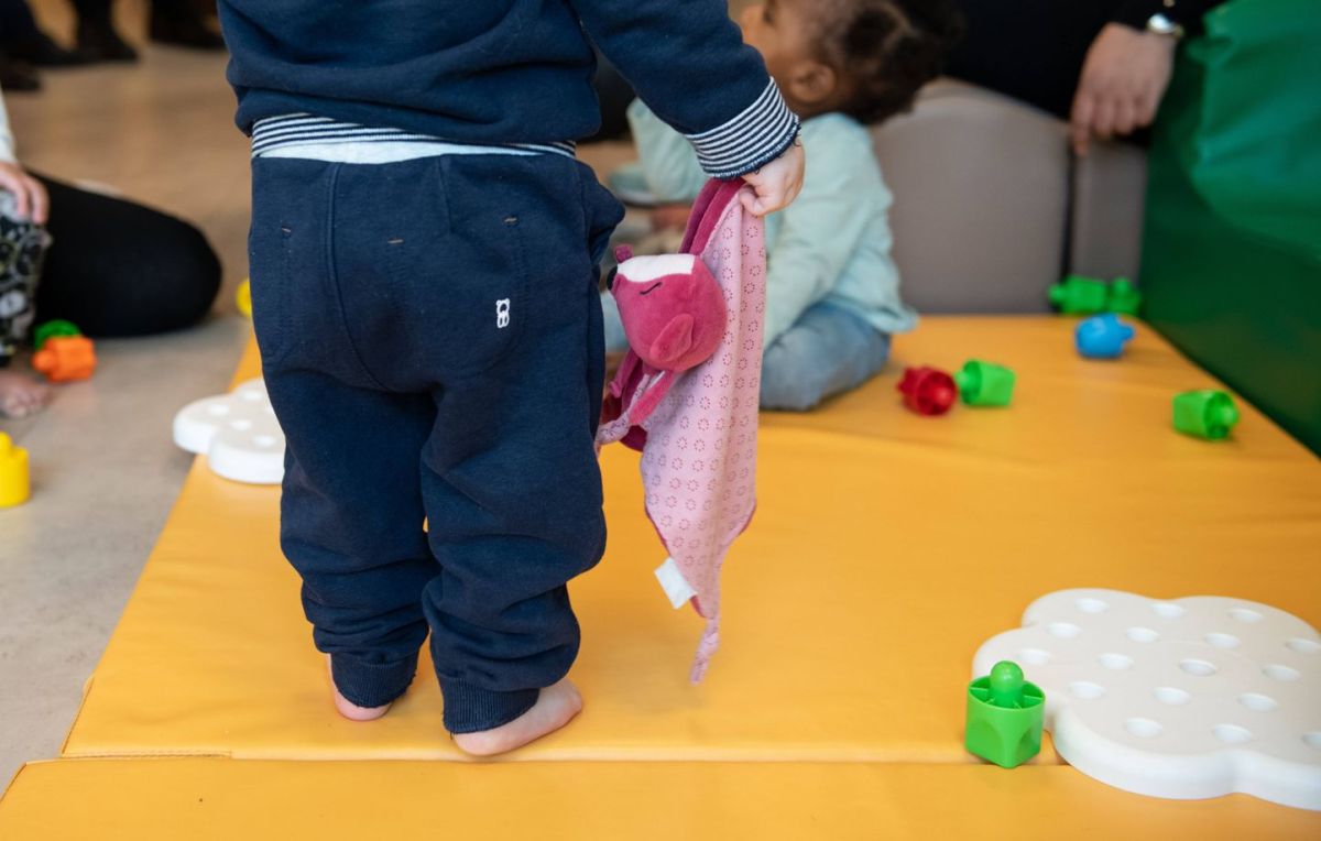 La polémique de la crèche du Havre : des enfants exposés sous la pluie durant un exercice