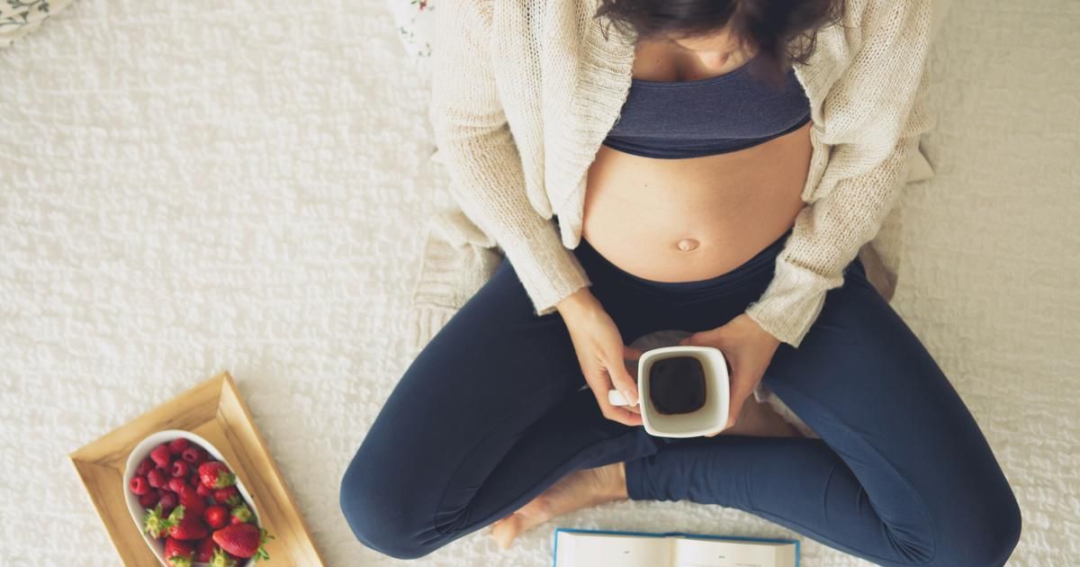 Les aliments à éviter pendant la grossesse : ce que chaque future maman doit savoir