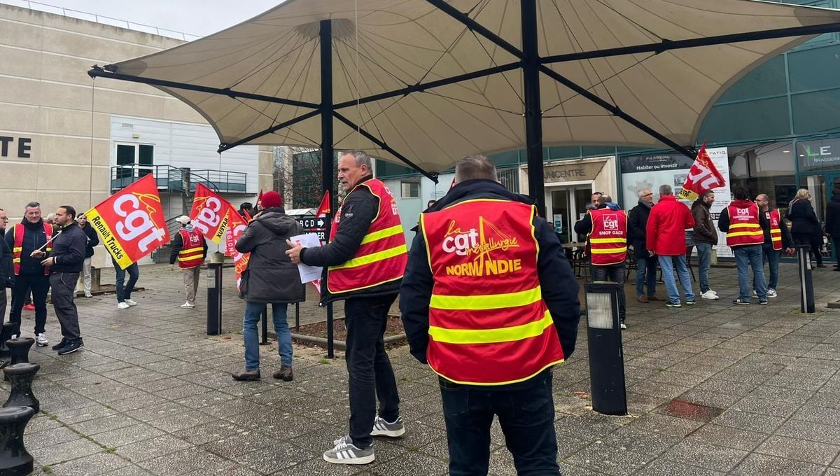 Des syndicalistes alertent sur l'alerte rouge de l'industrie automobile en Normandie