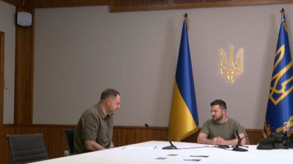 Corruption au sommet : le bras droit de Zelensky démissionne