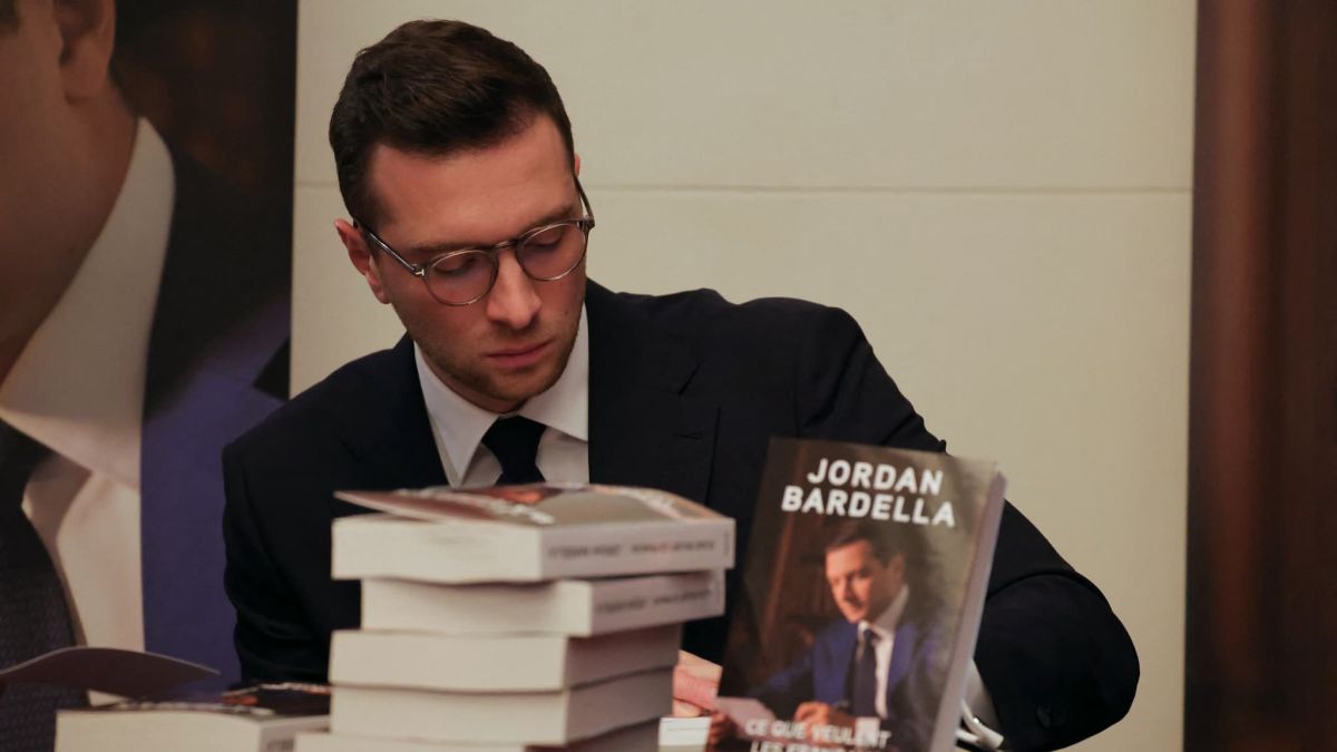Jordan Bardella agressé lors d'une séance de dédicaces