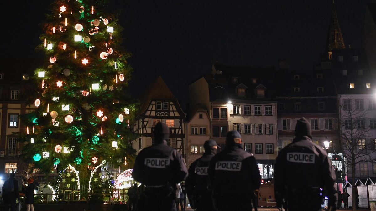 Une arme trouvée près du marché de Noël de Strasbourg : une enquête ouverte