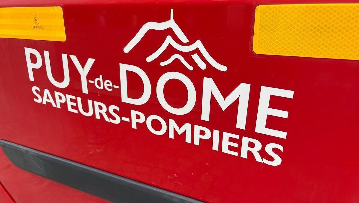 Incendie sur l'A89 : un convoi de veaux perturbé par un feu de bétaillère