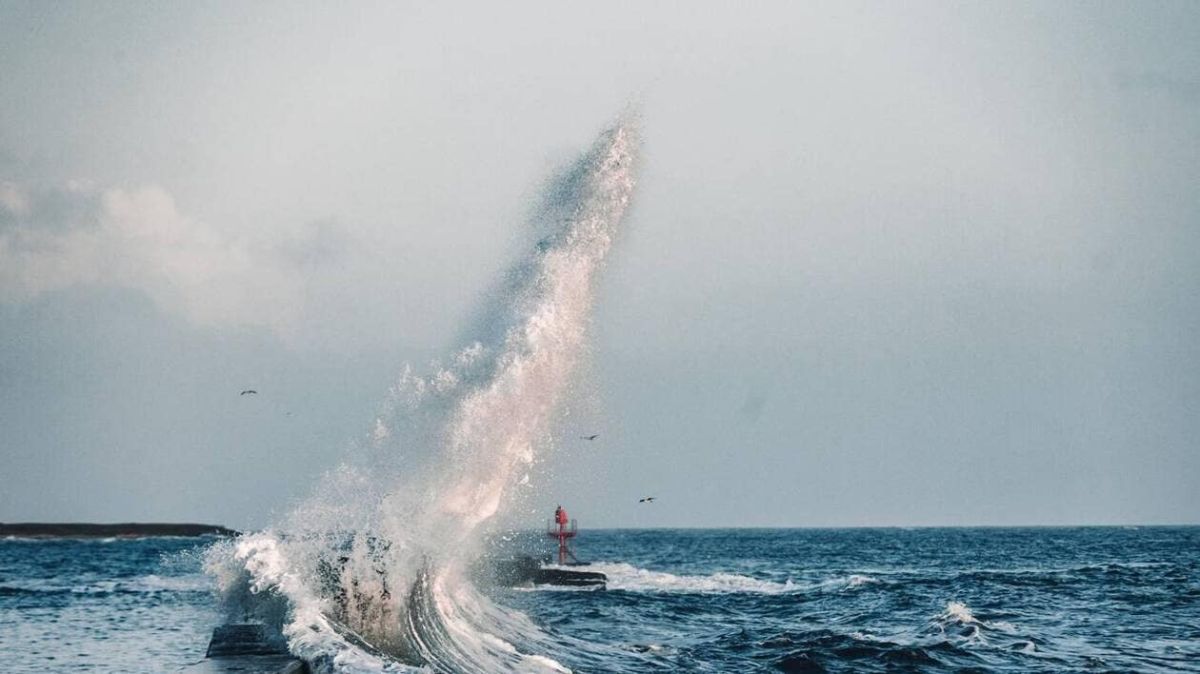 Alerte orange : le Finistère, la Manche et les Côtes-d’Armor en danger de vagues submersibles