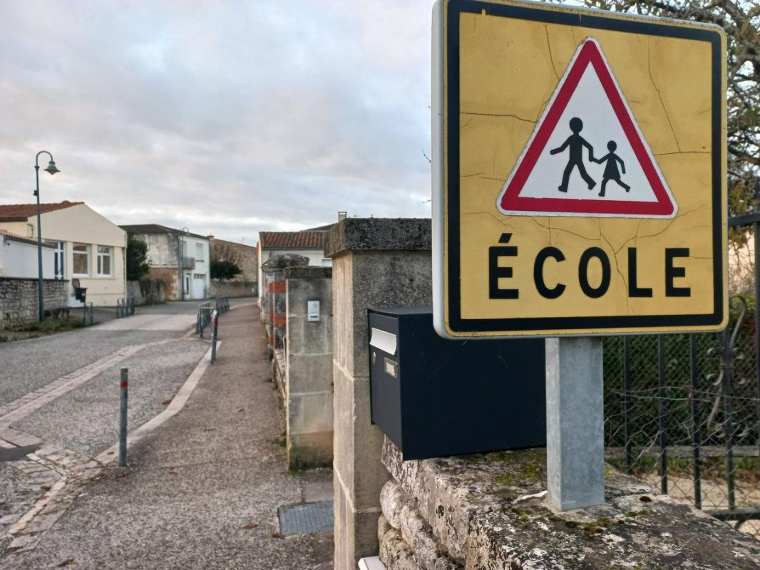 Violences scolaires : une enseignante face à des accusations choquantes