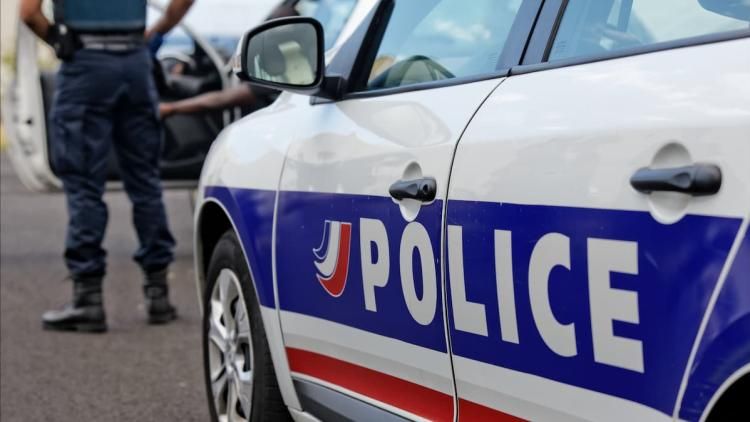 Un retraité poignardé à mort pour des canettes à Papeete