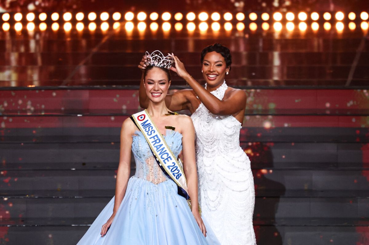 Hinaupoko Deveze est couronnée Miss France 2026 au Zénith d'Amiens