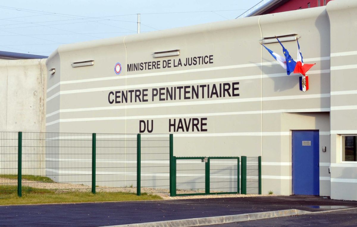 Le Havre : un jeune adulte condamné pour des tags antisémites sur une école d'art
