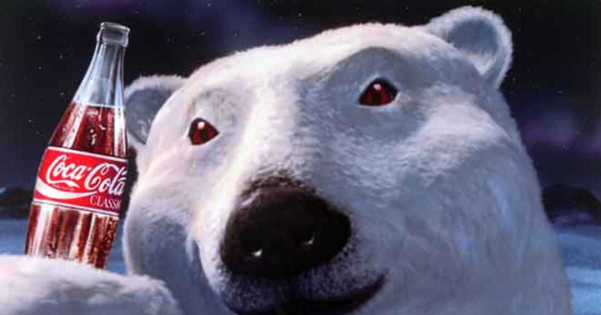 Coca-Cola : 125 ans d'histoires à travers des affiches emblématiques