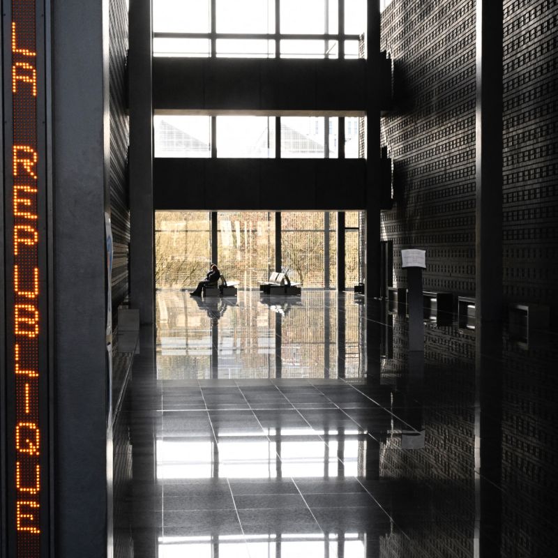 Une vidéo choquante : un garçon tondu pour punition dans un foyer parisien