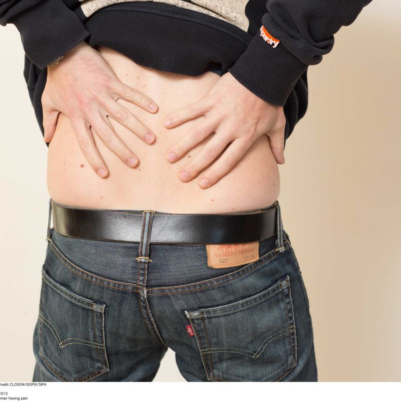 Adoptez les mouvements de bébé pour apaiser votre mal de dos