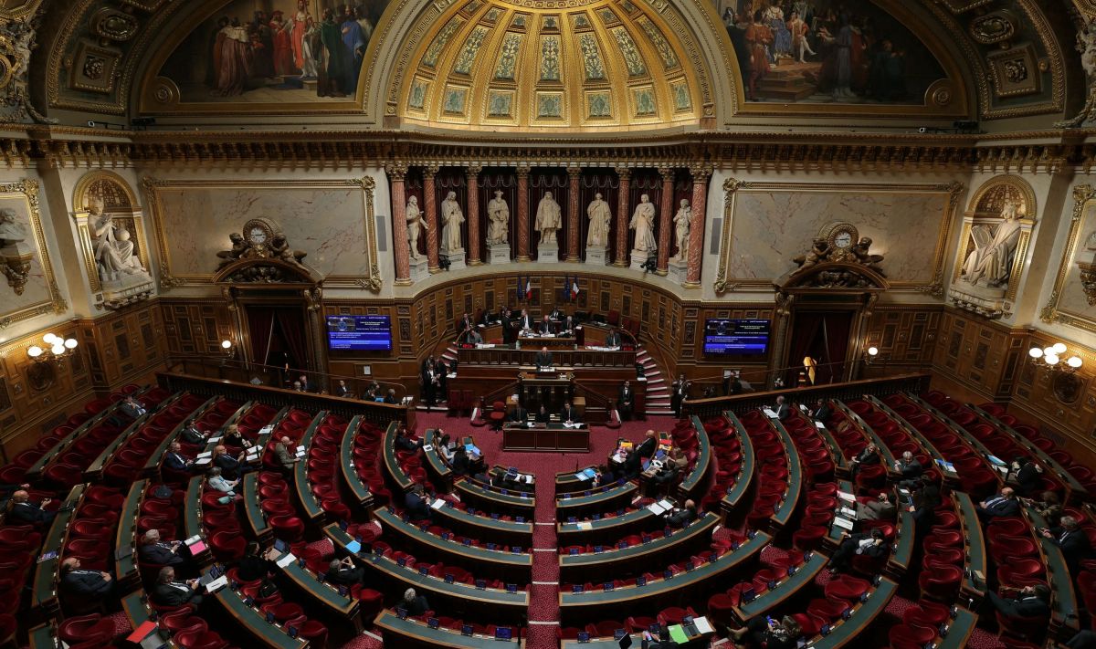 Le Sénat vote une réduction controversée de 200 millions d'euros pour l'aide médicale d'État