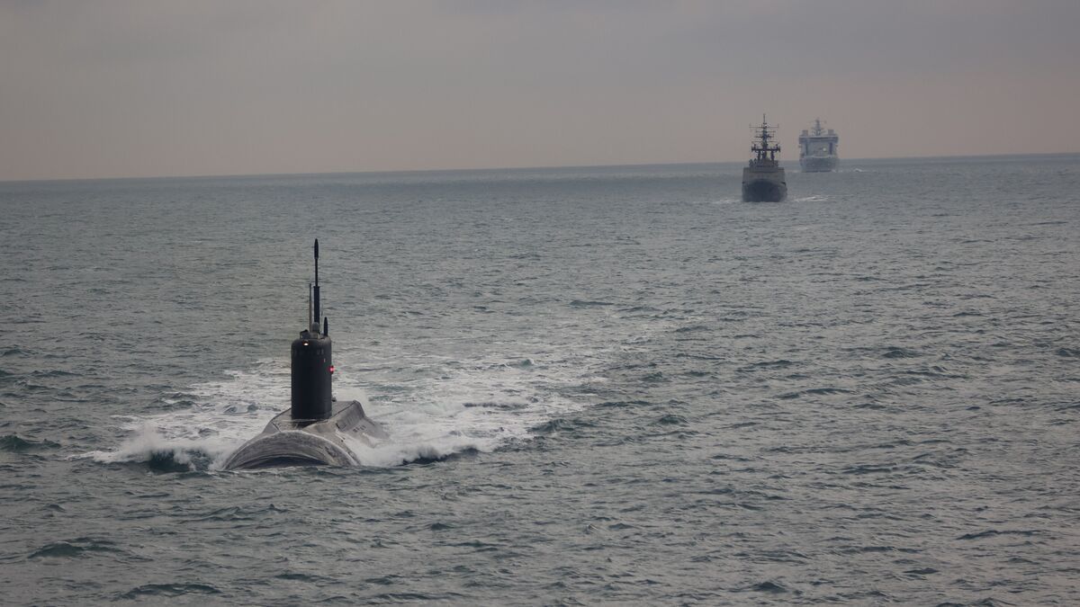 Le sous-marin russe Krasnodar : traque intense par la marine britannique dans la Manche