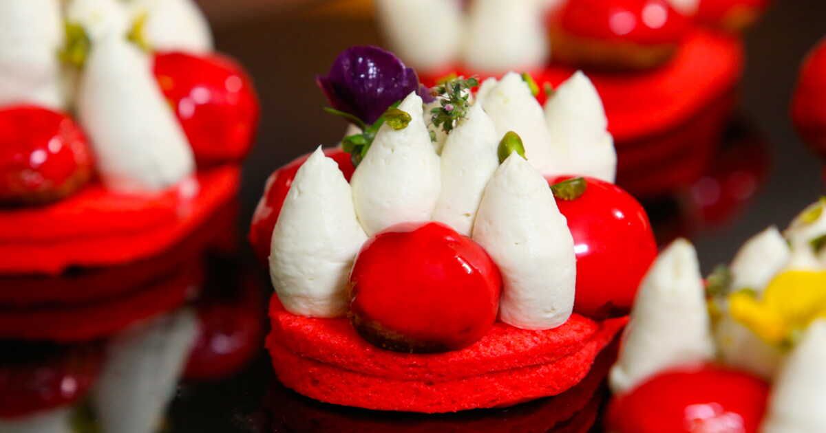 Le Saint Honoré à la fraise de Jonathan Blot