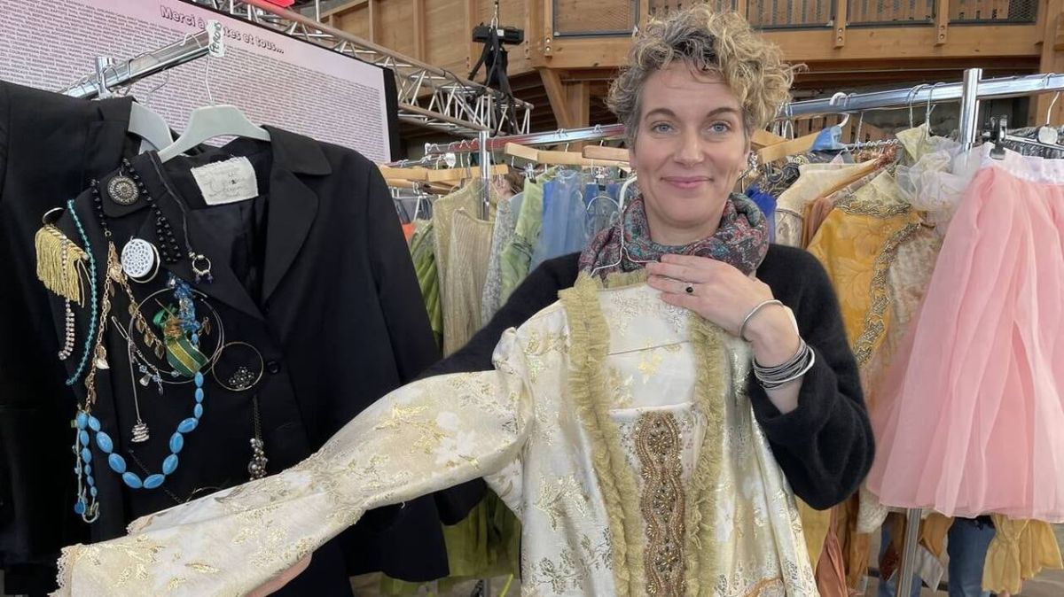 Un aperçu des costumes emblématiques de la parade opératique de Caen