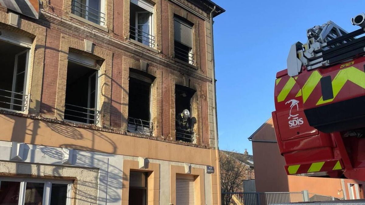 Un incendie ravage un appartement à Orbec : 32 sapeurs-pompiers en intervention