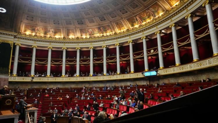 Budget 2026 : l'impasse entre députés et sénateurs crée des tensions politiques