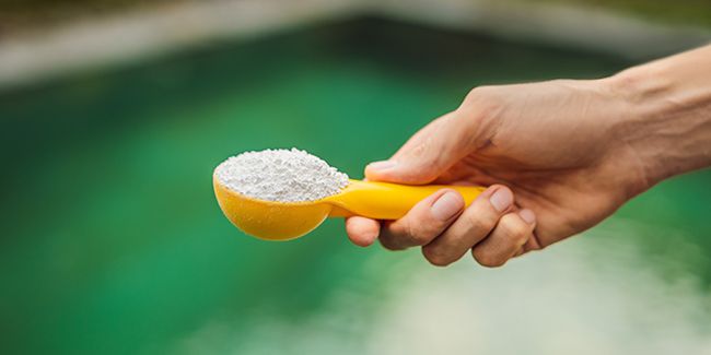 Révélez la clarté de votre piscine avec le chlore choc