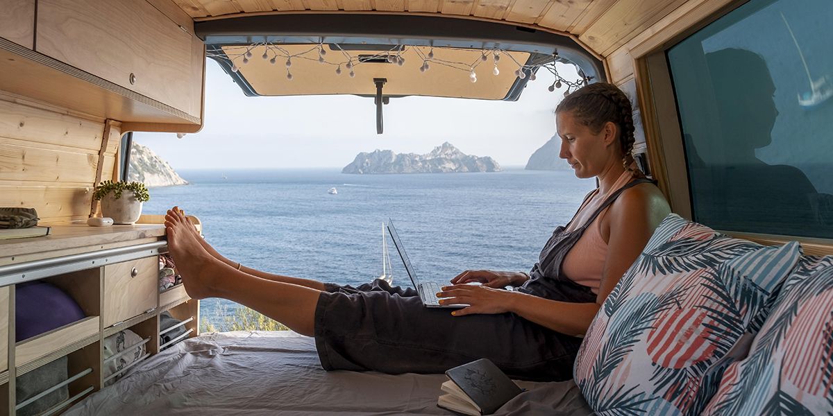 La liberté de vivre sans domicile fixe : entre choix et défis