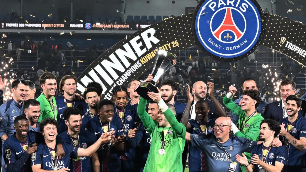 Le PSG triomphe de l'OM dans un final haletant au Trophée des champions
