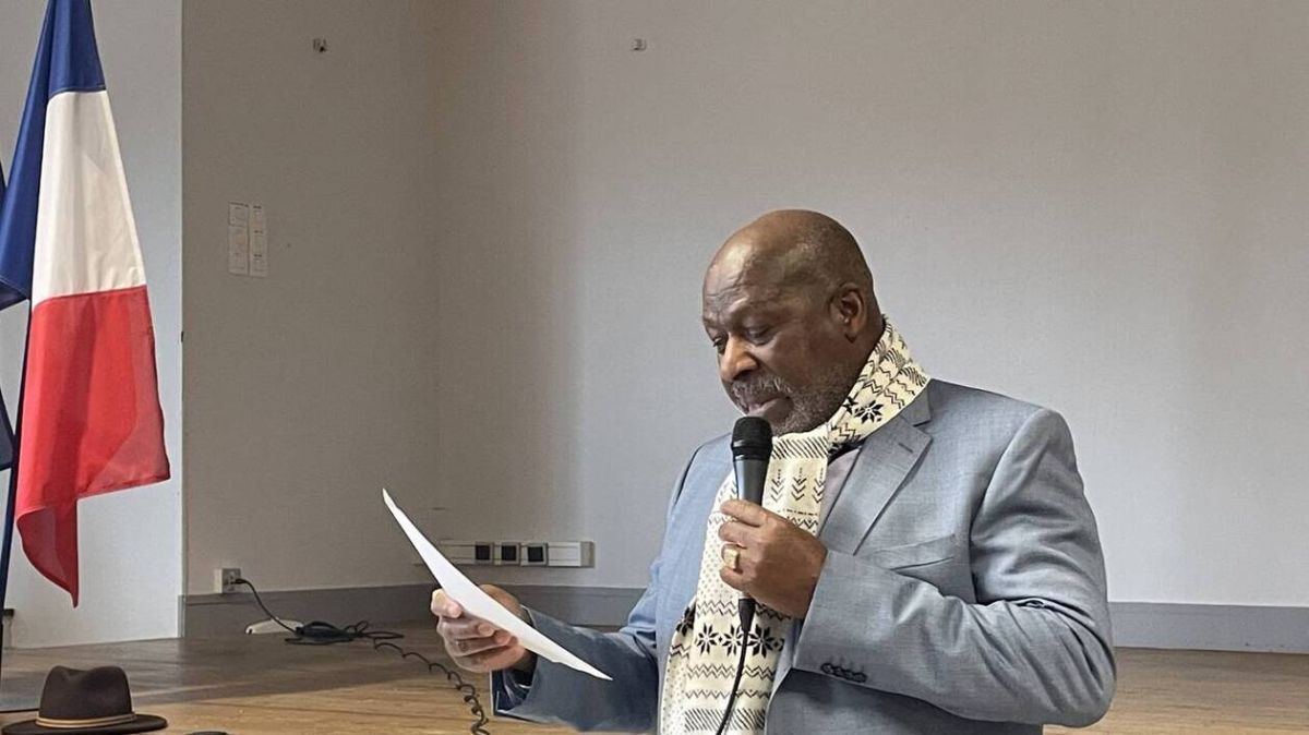 Le maire de Notre-Dame-de-Cenilly fait ses adieux en souhaitant des vœux sincères