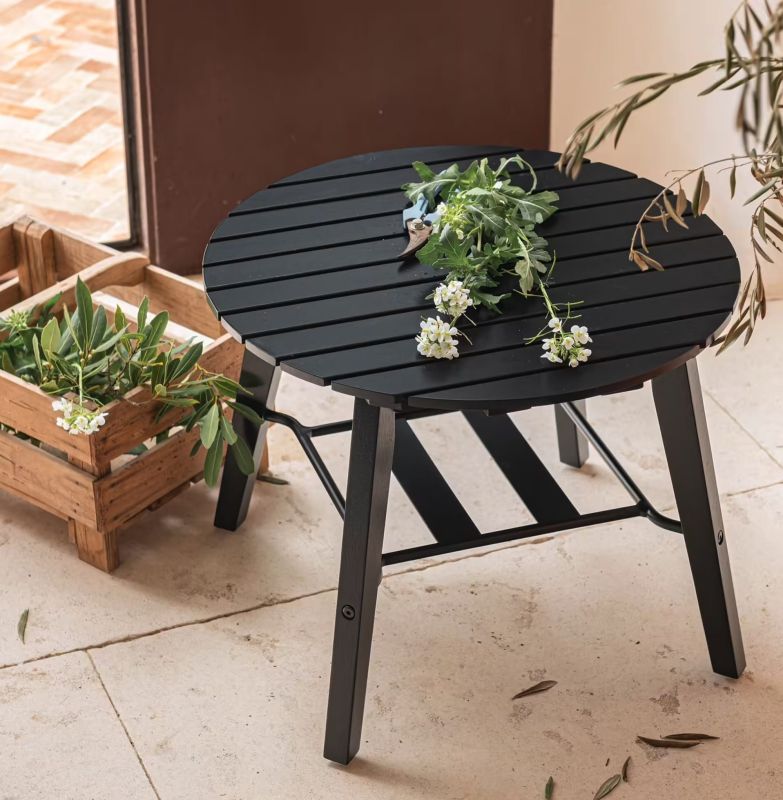 Transformez vos apéros avec la table basse ZOULA en promo chez Alinéa