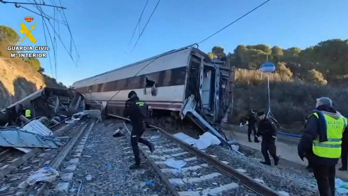 Accident de train en Espagne : des zones d'ombre sur l'entretien en attendant les résultats des enregistreurs