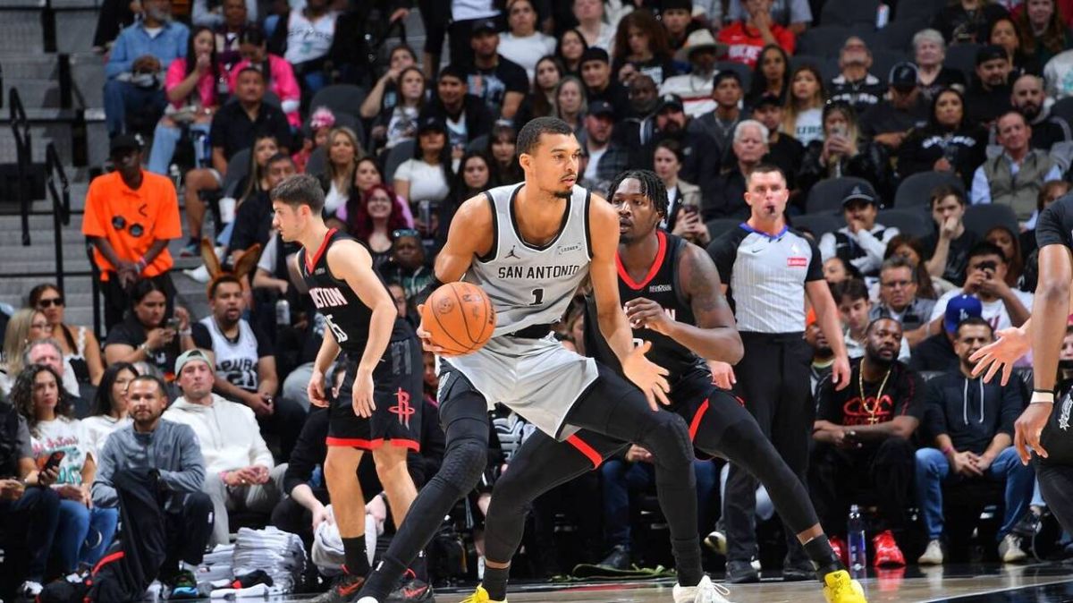 Victor Wembanyama fait sensation et décroche une nouvelle distinction