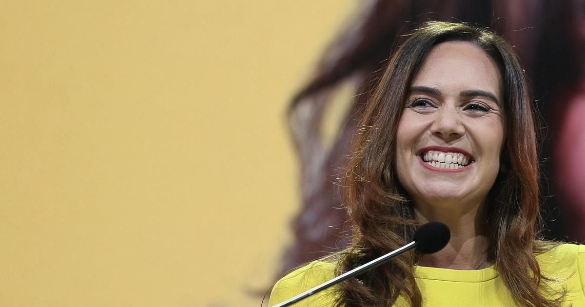 Sarah Knafo en vedette au Palais des Sports pour l'union des droites de Paris