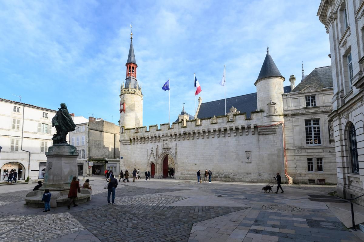 Municipales à La Rochelle : enjeux essentiels expliqués en 3 minutes