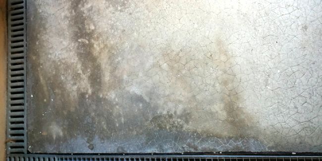 Des astuces pour nettoyer votre terrasse en béton de manière écologique