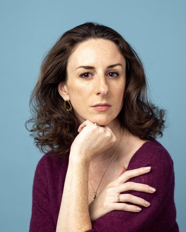 Plongée dans la vie bouleversante de Reine : le premier roman d'Élise Lépine