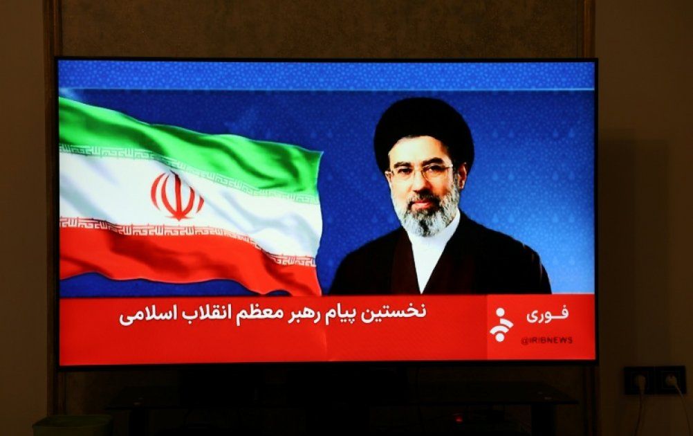 Mojtaba Khamenei maintient la pression : l'Ormuz fermé, les prix du pétrole s'envolent