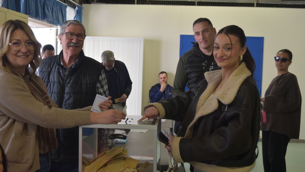 Le premier vote de Camélia : un acte de citoyenneté inoubliable